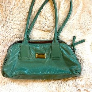 Amazing purse. The color is dope.